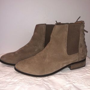 ALDO Beige Ankle Bootie✨